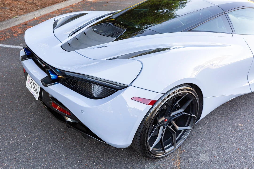 2018 McLaren 720S - Image 27 of 31