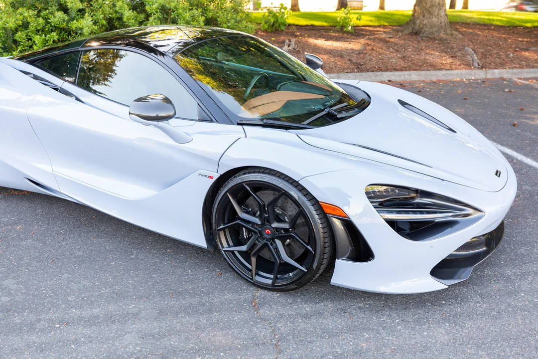 2018 McLaren 720S - Image 29 of 31