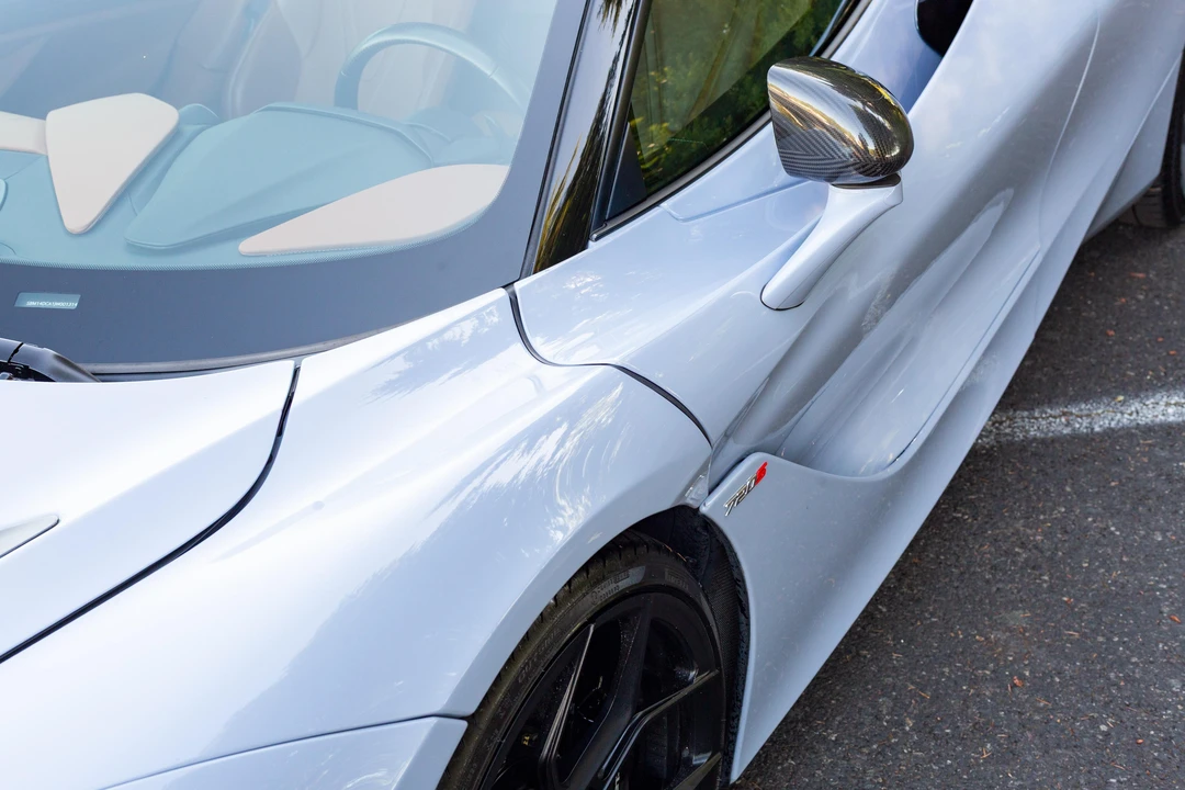 2018 McLaren 720S - Image 23 of 31