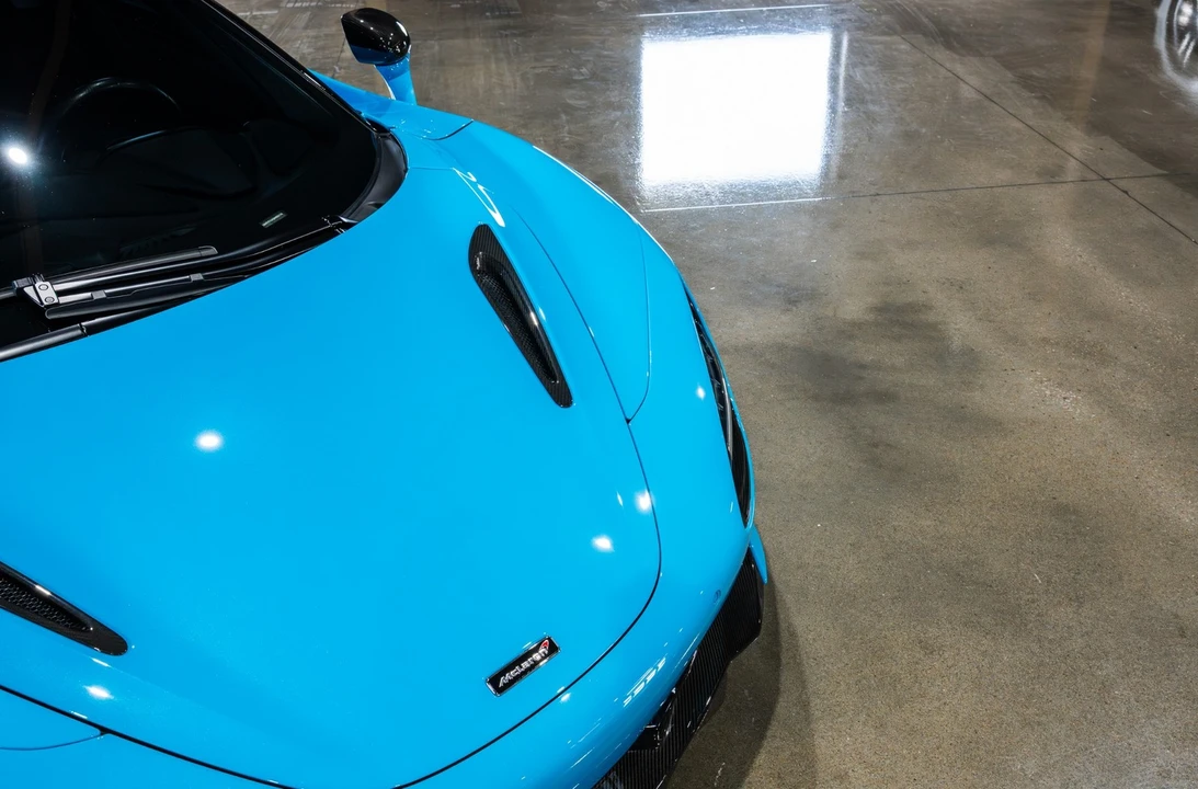 2018 McLaren 720S - Image 17 of 31
