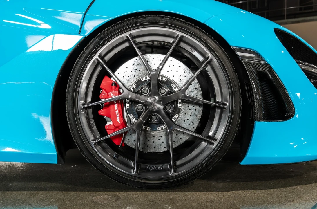 2018 McLaren 720S - Image 9 of 31