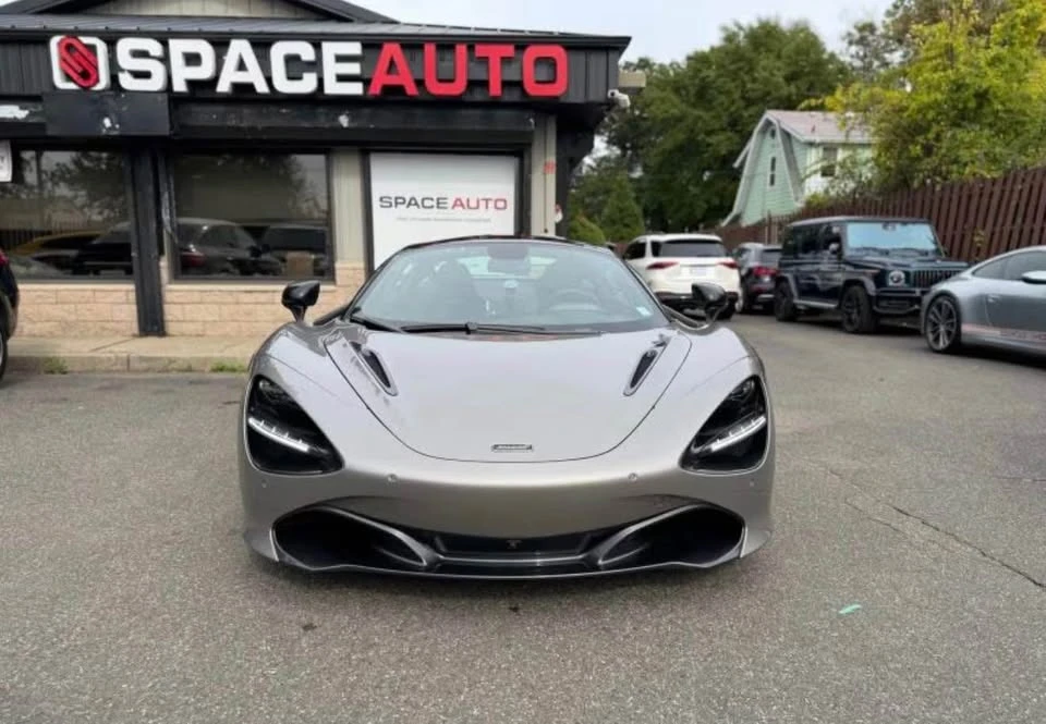 2018 McLaren 720S - Image 4 of 10