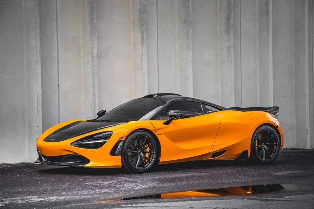 2018 McLaren 720S - Image 9 of 11