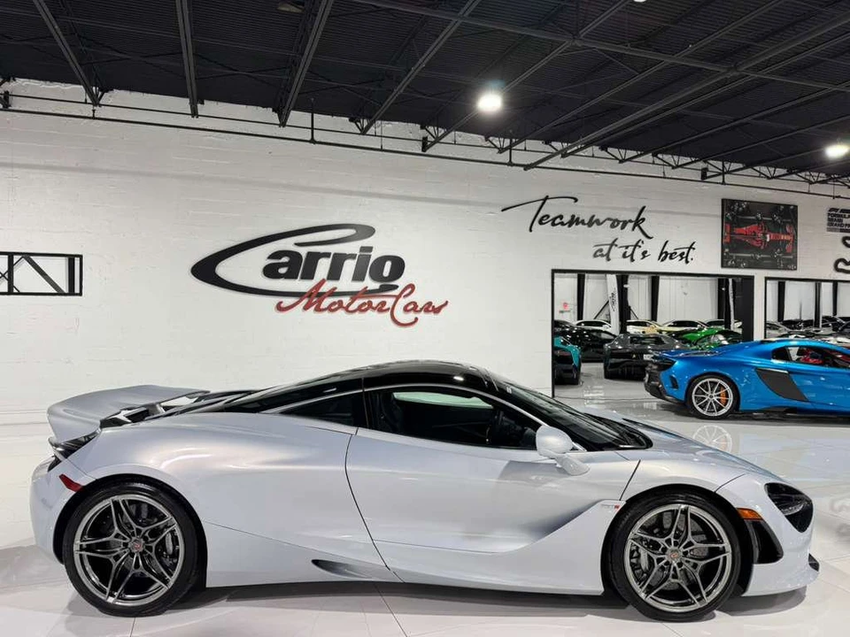 2018 McLaren 720S - Image 8 of 12