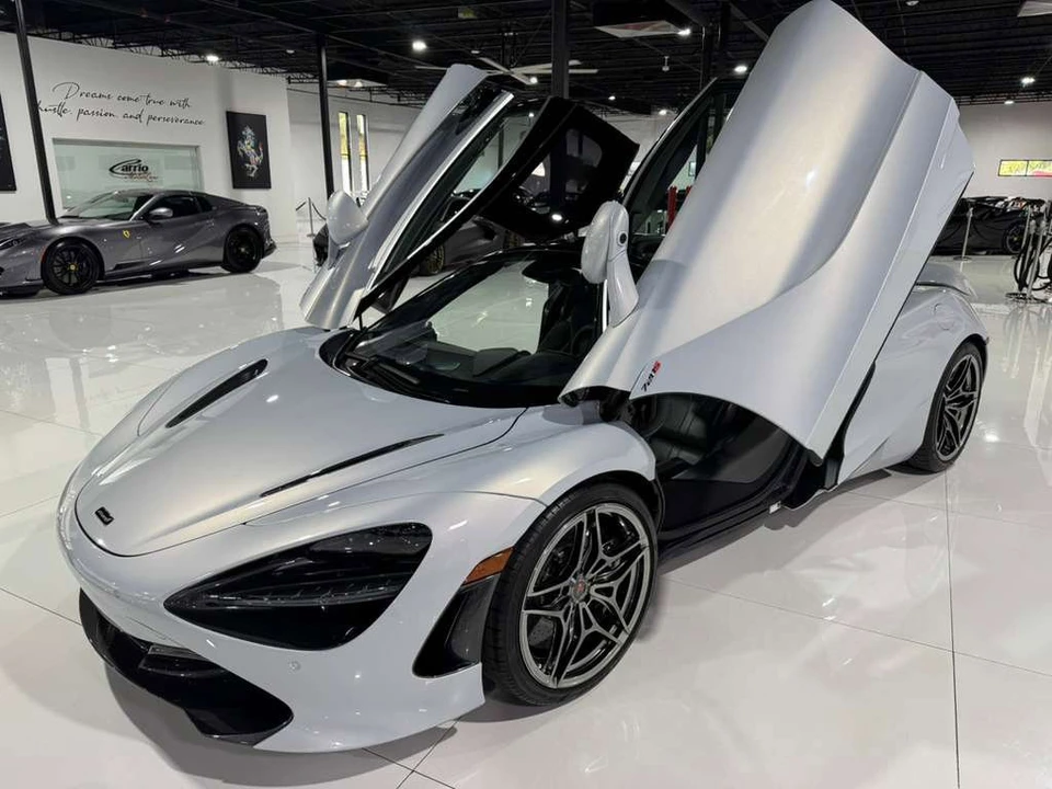 2018 McLaren 720S - Image 11 of 12