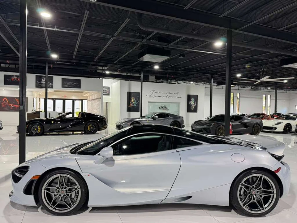 2018 McLaren 720S - Image 4 of 12