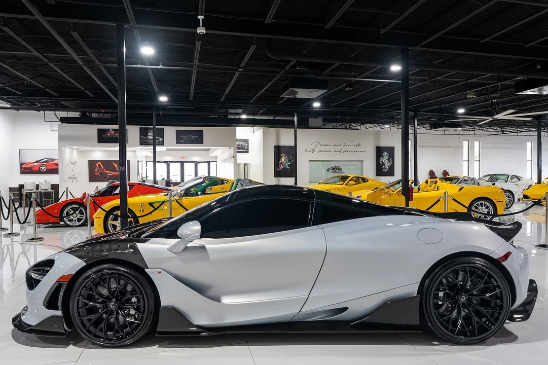 2018 McLaren 720S - Image 4 of 31