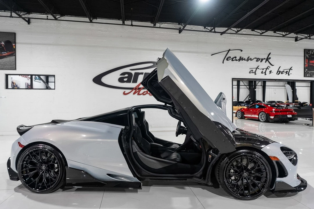 2018 McLaren 720S - Image 16 of 31