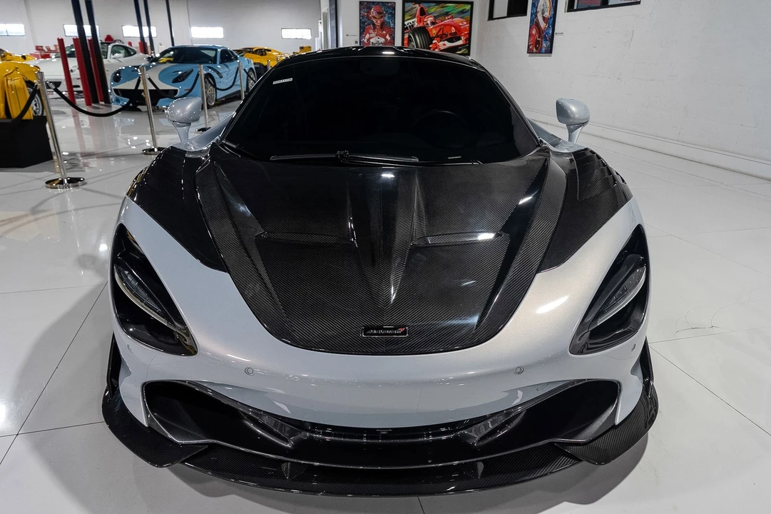 2018 McLaren 720S - Image 2 of 31