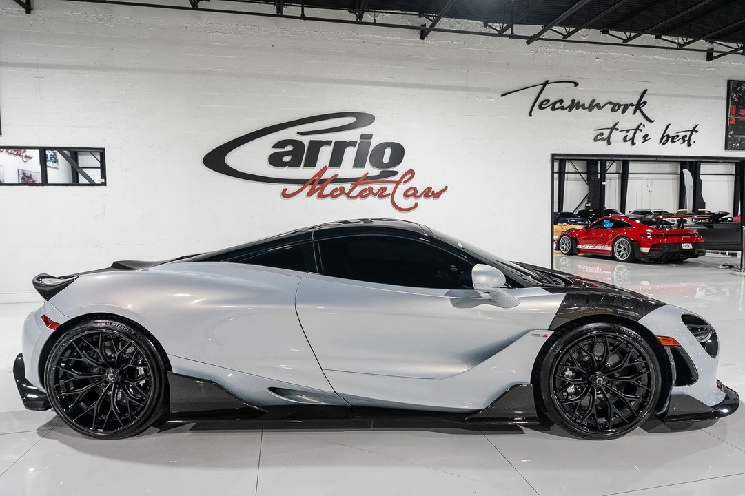 2018 McLaren 720S - Image 8 of 31
