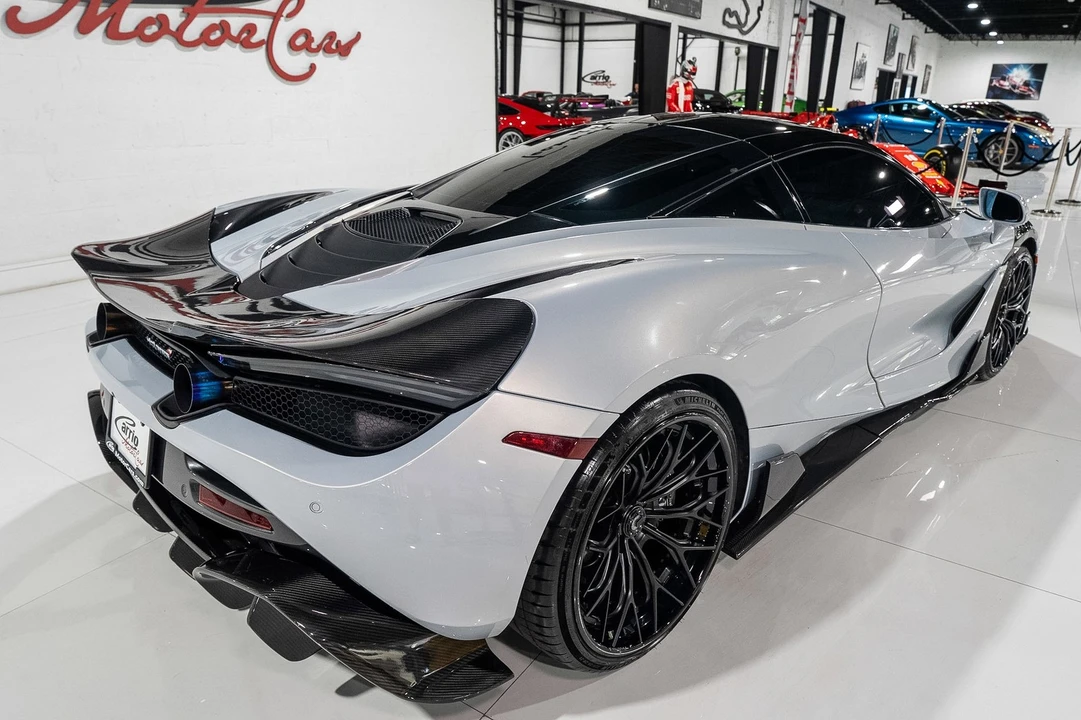 2018 McLaren 720S - Image 7 of 31
