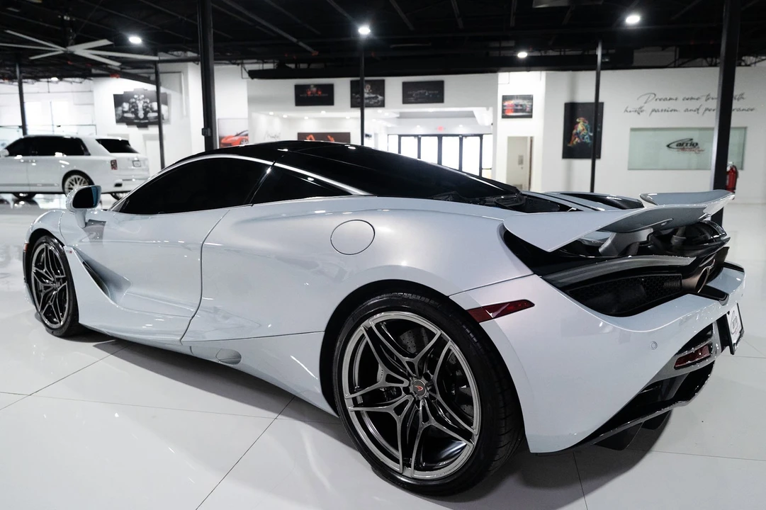 2018 McLaren 720S - Image 5 of 21