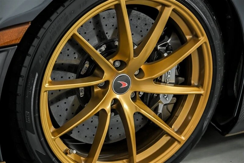 2018 McLaren 720S - Image 20 of 21