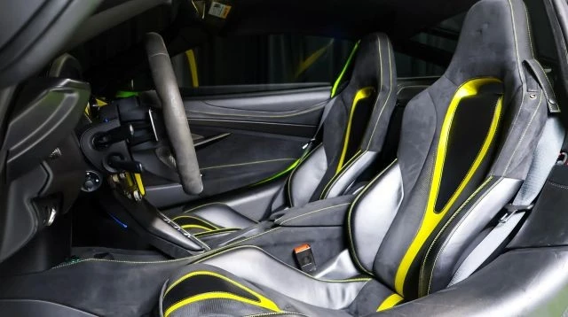 2018 McLaren 720S - Image 18 of 21