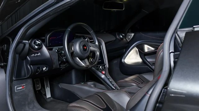 2018 McLaren 720S - Image 17 of 22