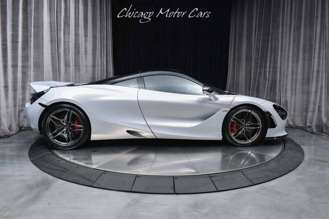 2018 McLaren 720S - Image 7 of 31