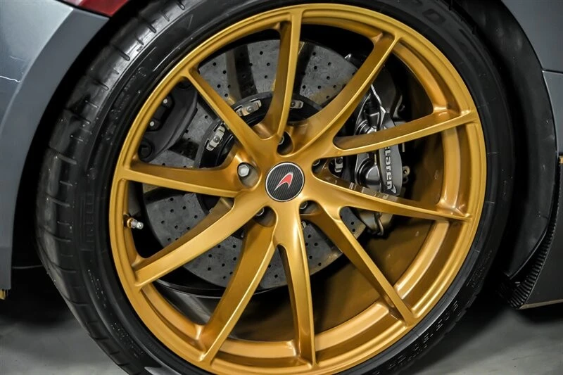 2018 McLaren 720S - Image 18 of 31