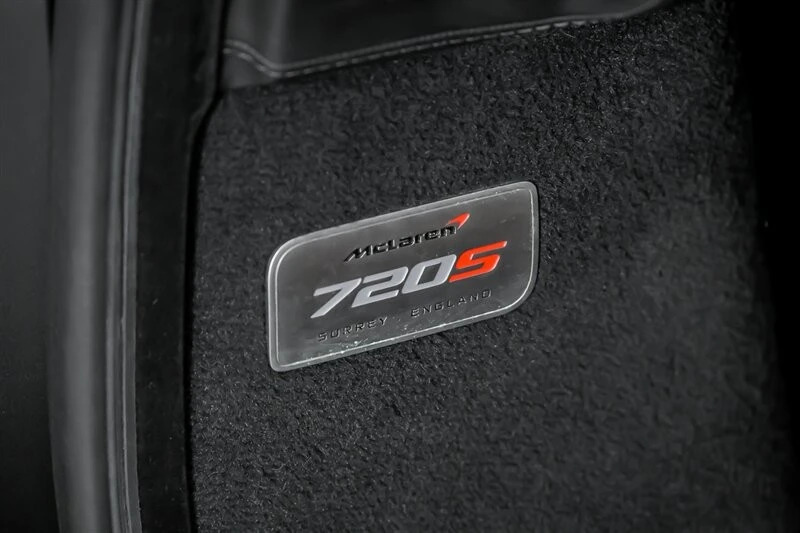 2018 McLaren 720S - Image 28 of 31