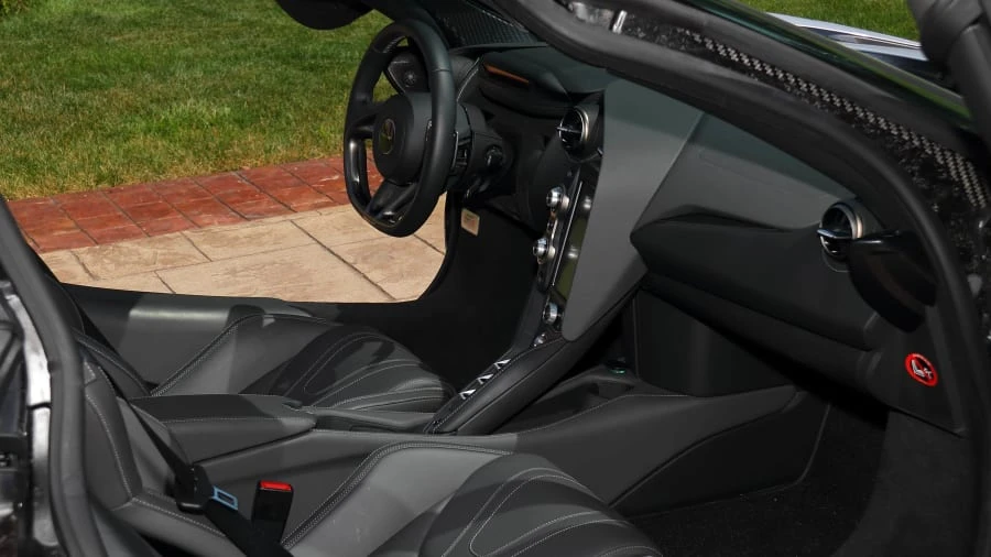 2018 McLaren 720S - Image 5 of 29