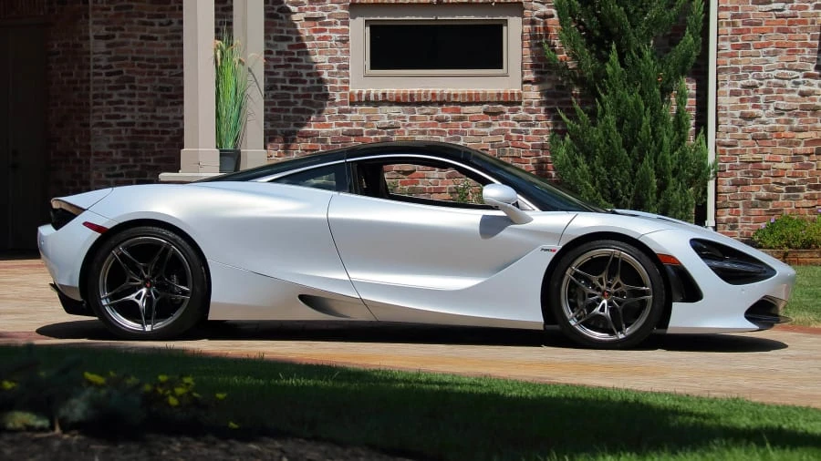 2018 McLaren 720S - Image 8 of 29