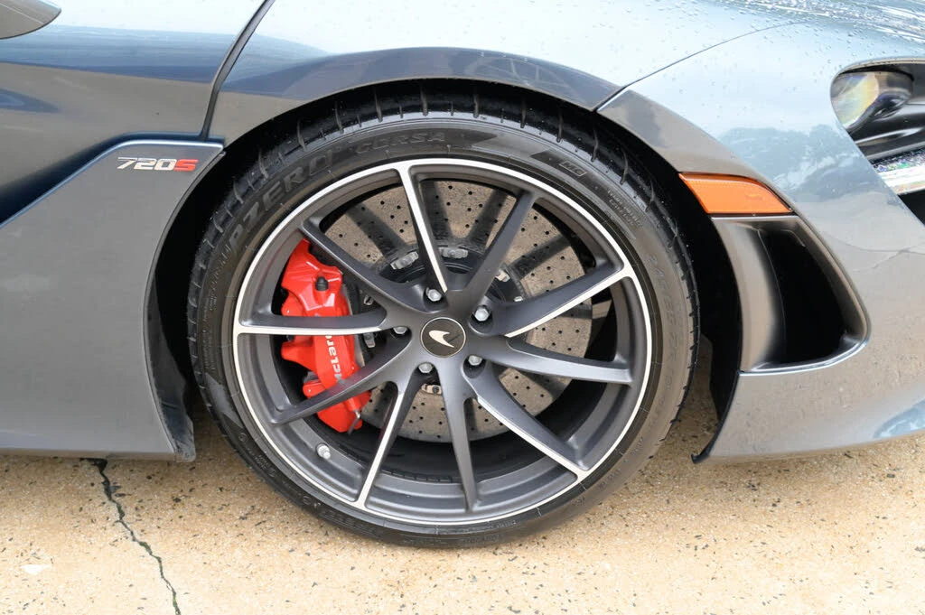 2018 McLaren 720S - Image 12 of 31