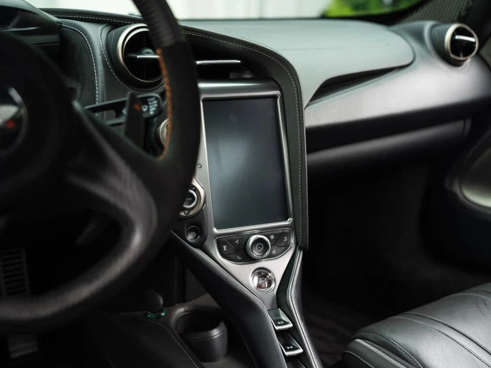 2018 McLaren 720S - Image 4 of 6
