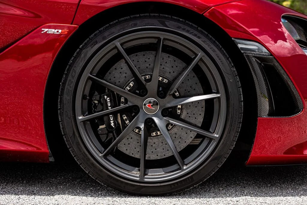 2018 McLaren 720S - Image 13 of 31