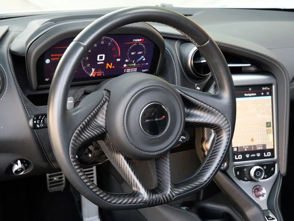 2018 McLaren 720S - Image 9 of 31
