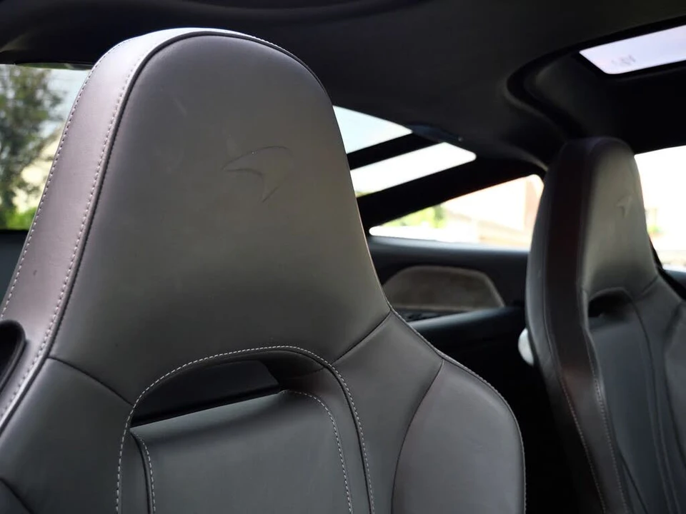 2018 McLaren 720S - Image 19 of 31