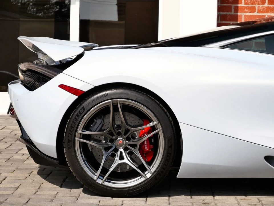2018 McLaren 720S - Image 27 of 31