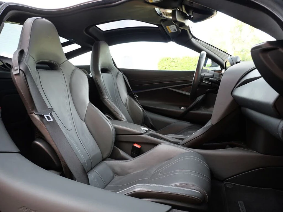 2018 McLaren 720S - Image 11 of 31