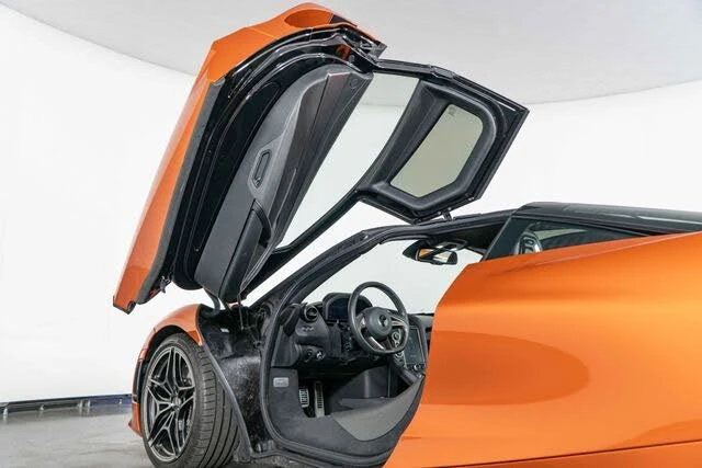 2018 McLaren 720S - Image 14 of 31