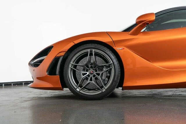 2018 McLaren 720S - Image 12 of 31