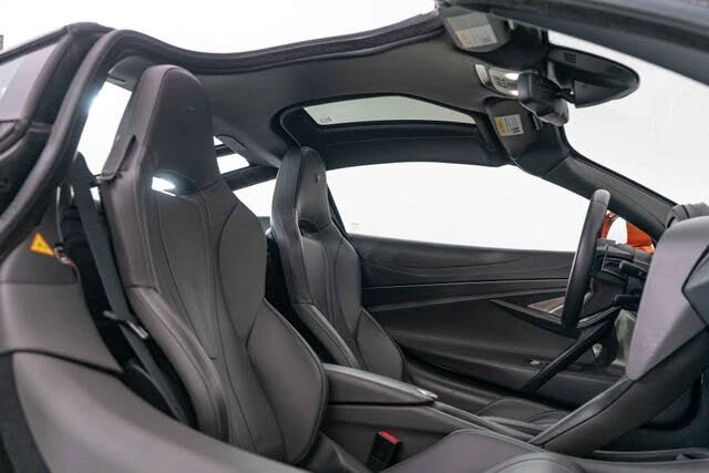 2018 McLaren 720S - Image 24 of 31