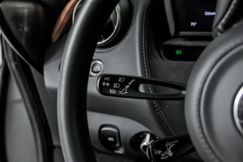 2018 McLaren 720S - Image 30 of 31