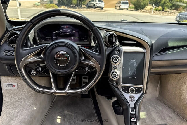 2018 McLaren 720S - Image 23 of 31