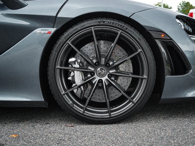 2018 McLaren 720S - Image 16 of 31
