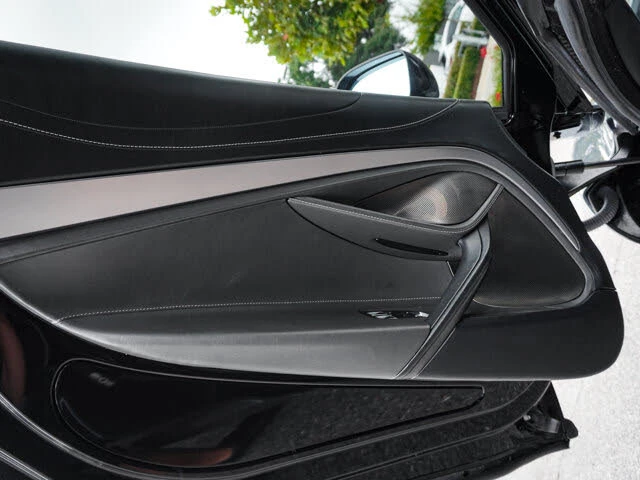 2018 McLaren 720S - Image 18 of 31