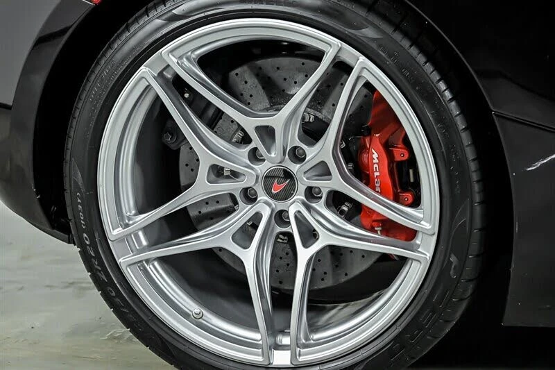 2018 McLaren 720S - Image 14 of 31