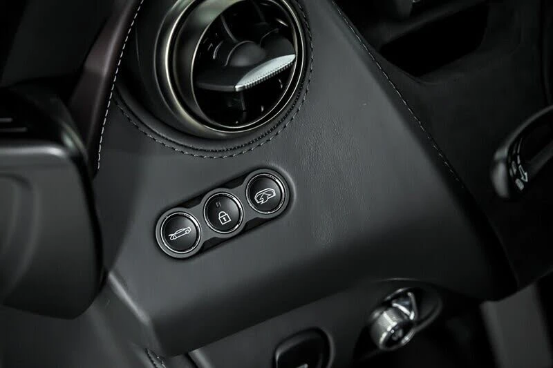2018 McLaren 720S - Image 20 of 31