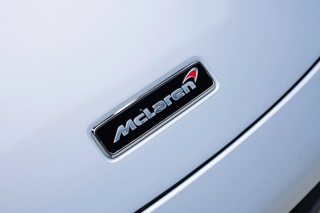 2018 McLaren 720S - Image 18 of 31