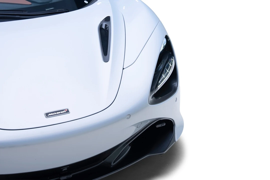 2018 McLaren 720S - Image 14 of 31