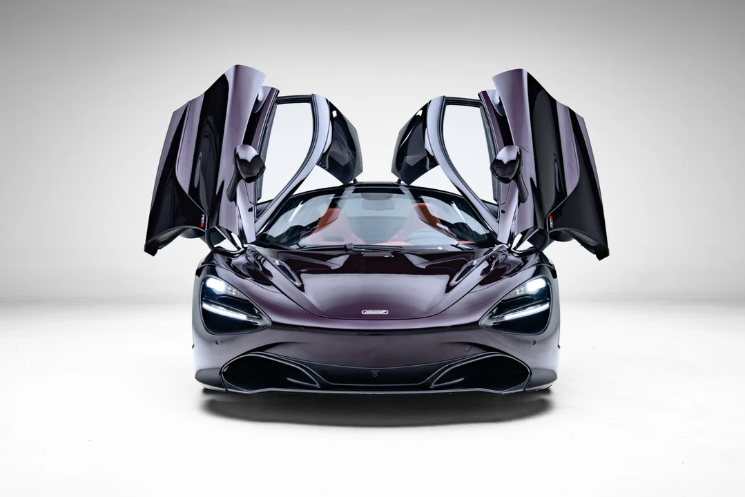2018 McLaren 720S - Image 8 of 21