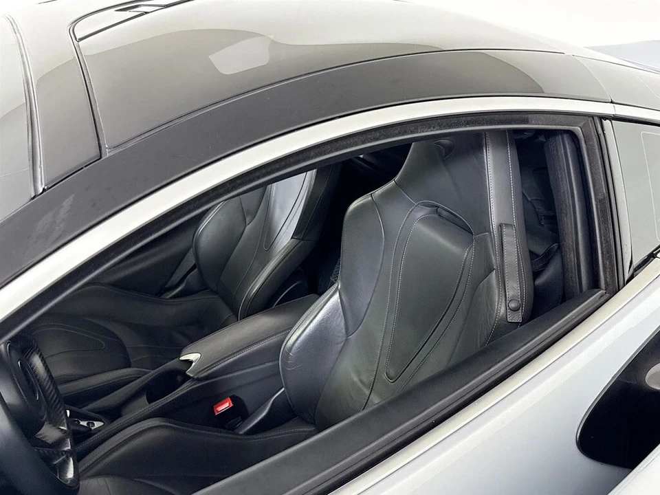 2018 McLaren 720S - Image 11 of 12