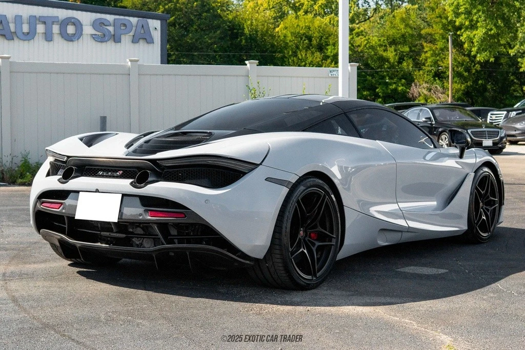 2018 McLaren 720S - Image 8 of 12