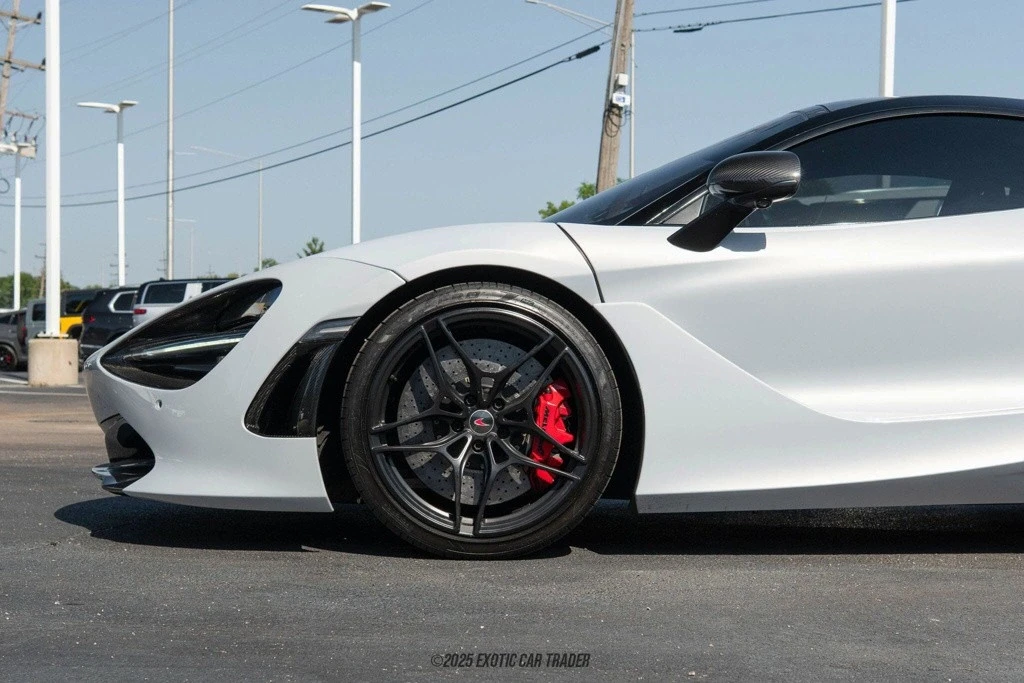 2018 McLaren 720S - Image 4 of 12