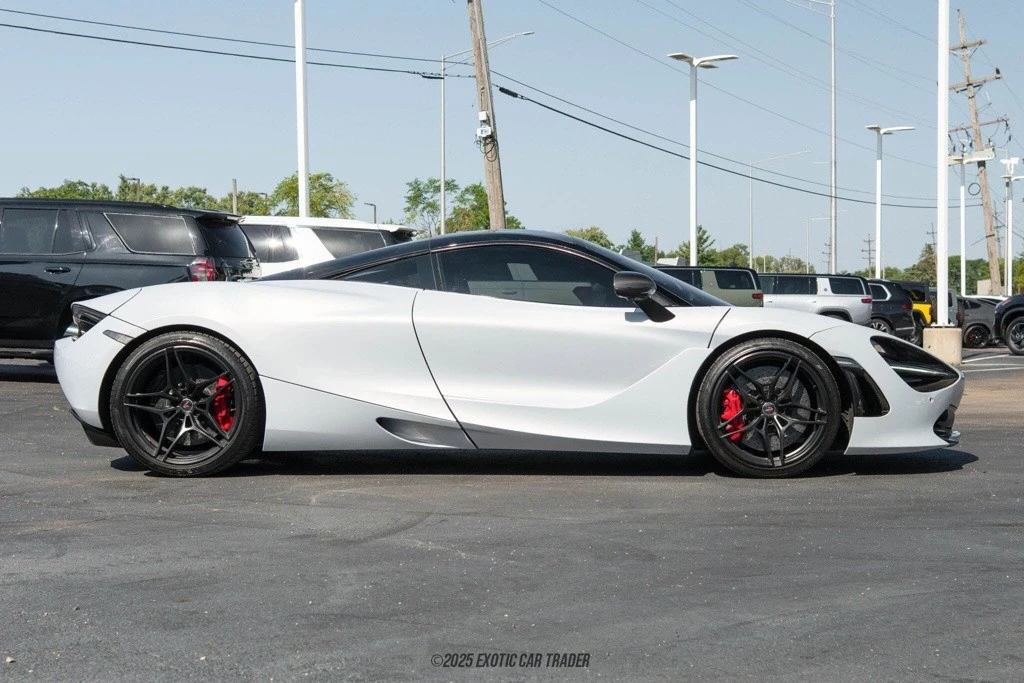 2018 McLaren 720S - Image 9 of 12