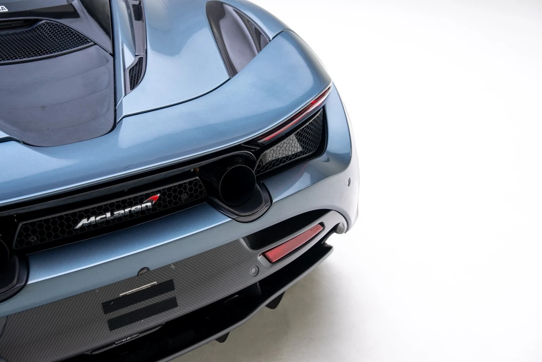 2018 McLaren 720S - Image 27 of 31