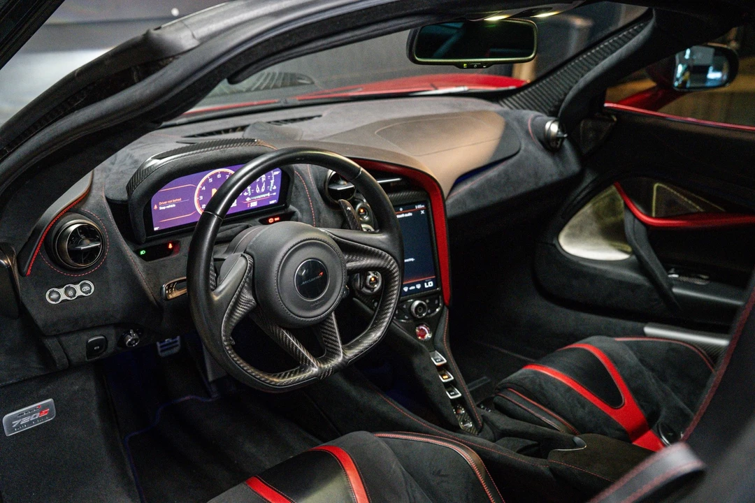 2018 McLaren 720S - Image 7 of 22