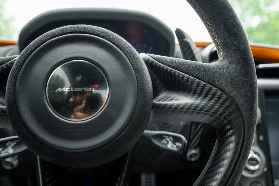 2018 McLaren 720S - Image 13 of 20